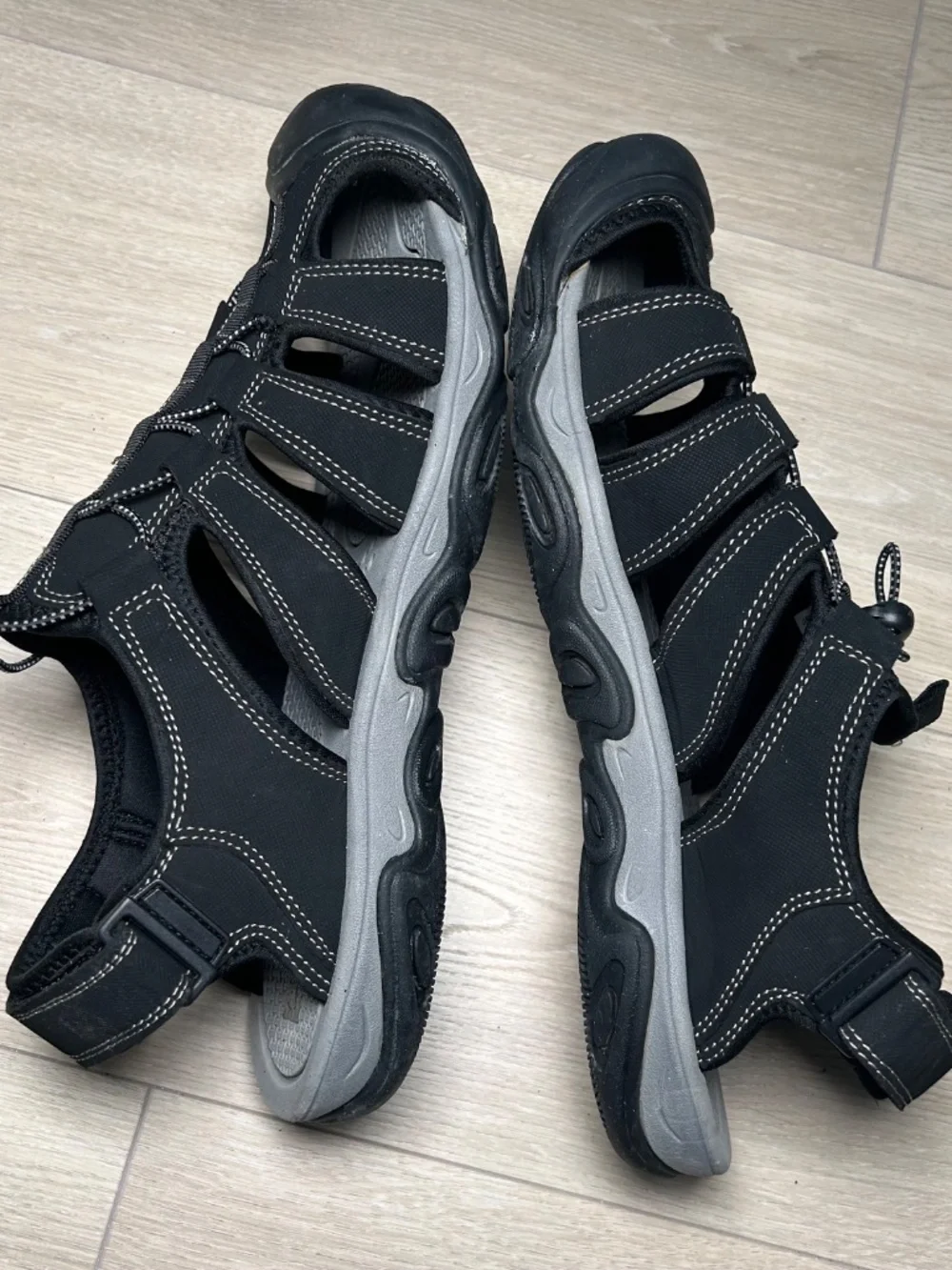 Men's Hiking Rugged Water Shoes Black Gray Outdoor Size 13